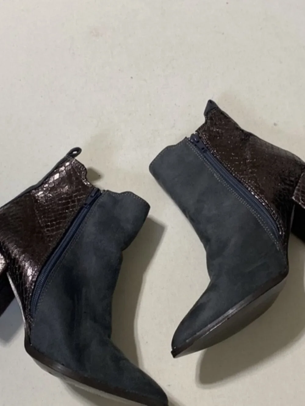 G.C Paris ankle snake print boots women 8 western rodeo festival retro Y2K luxe